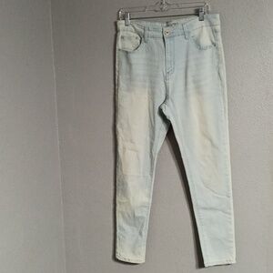 Rue21 High Rise Jegging Size 12?